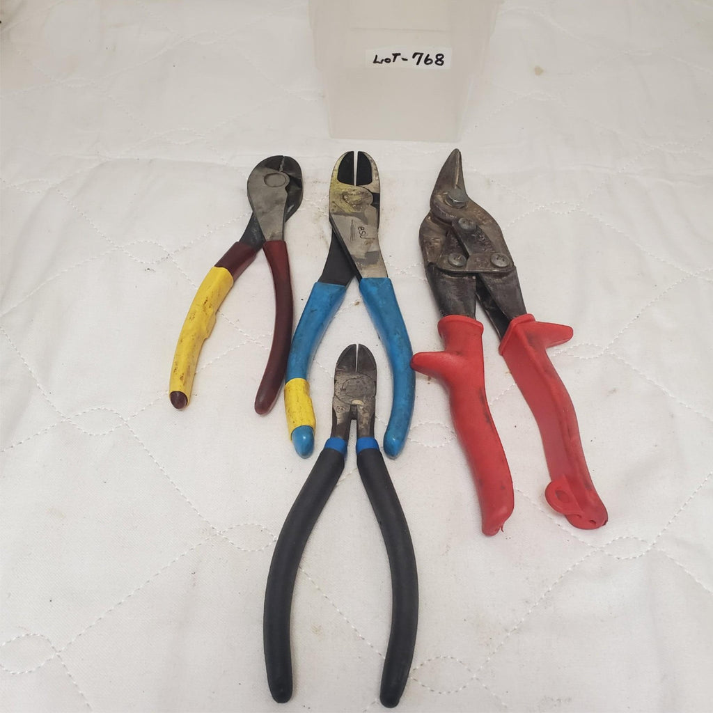 Lot of 4 Assorted Cutting Pliers Set LOT-768