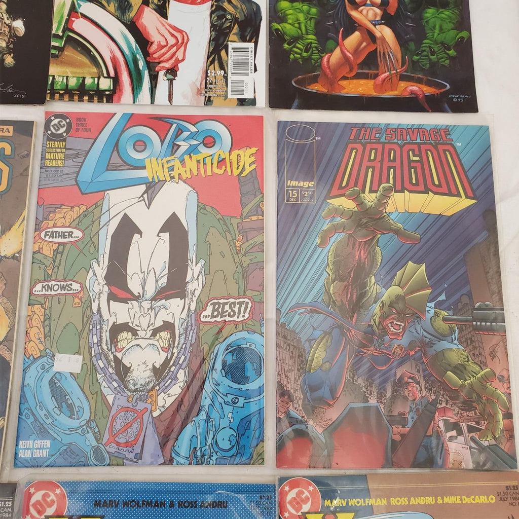 Lot of 12 Vampirella American Vampire Stalkers Lobo & Other Comic Books #14