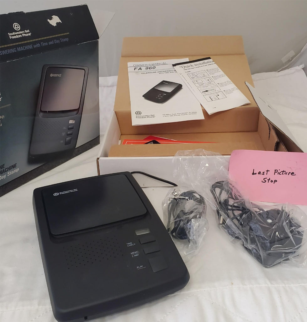Southwestern Bell Freedom Phone Telephone Answering Machine FA 960