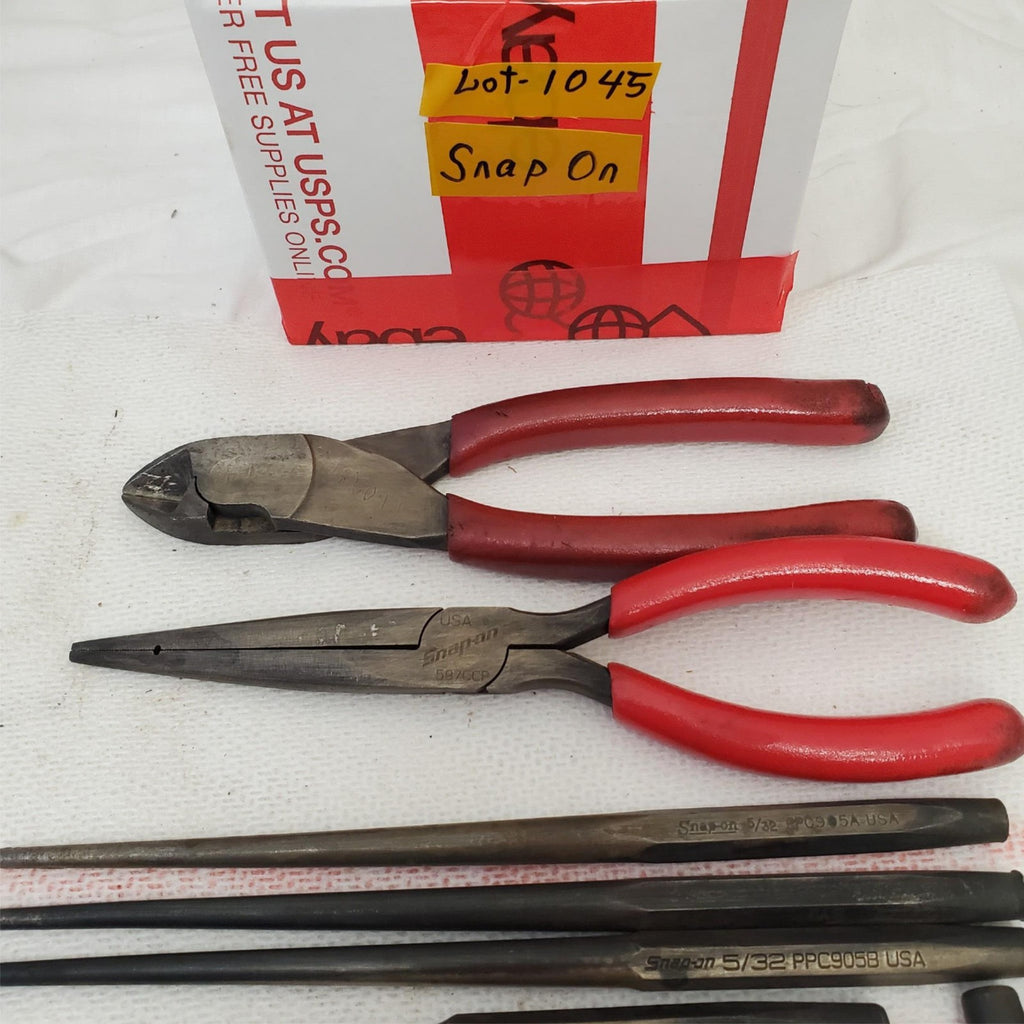 Lot of Assorted Snap-On Tools Starter Punch Flat Chisel Kit & Pillers LOT-1045