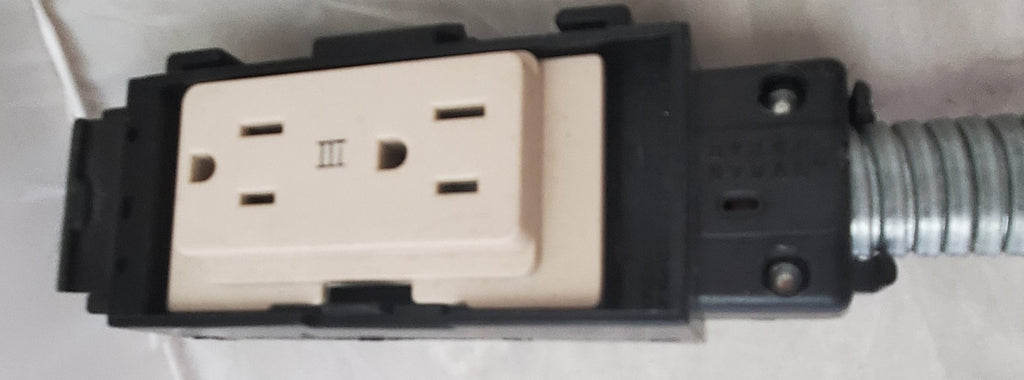 Vintage Byrne Double Block Raceway Office Receptacles Circuit