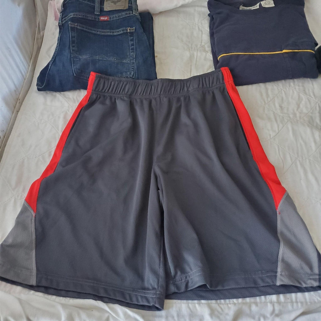 Lot of Assorted Multi Brand T-shirt, Jeans, Shorts & Socks Set