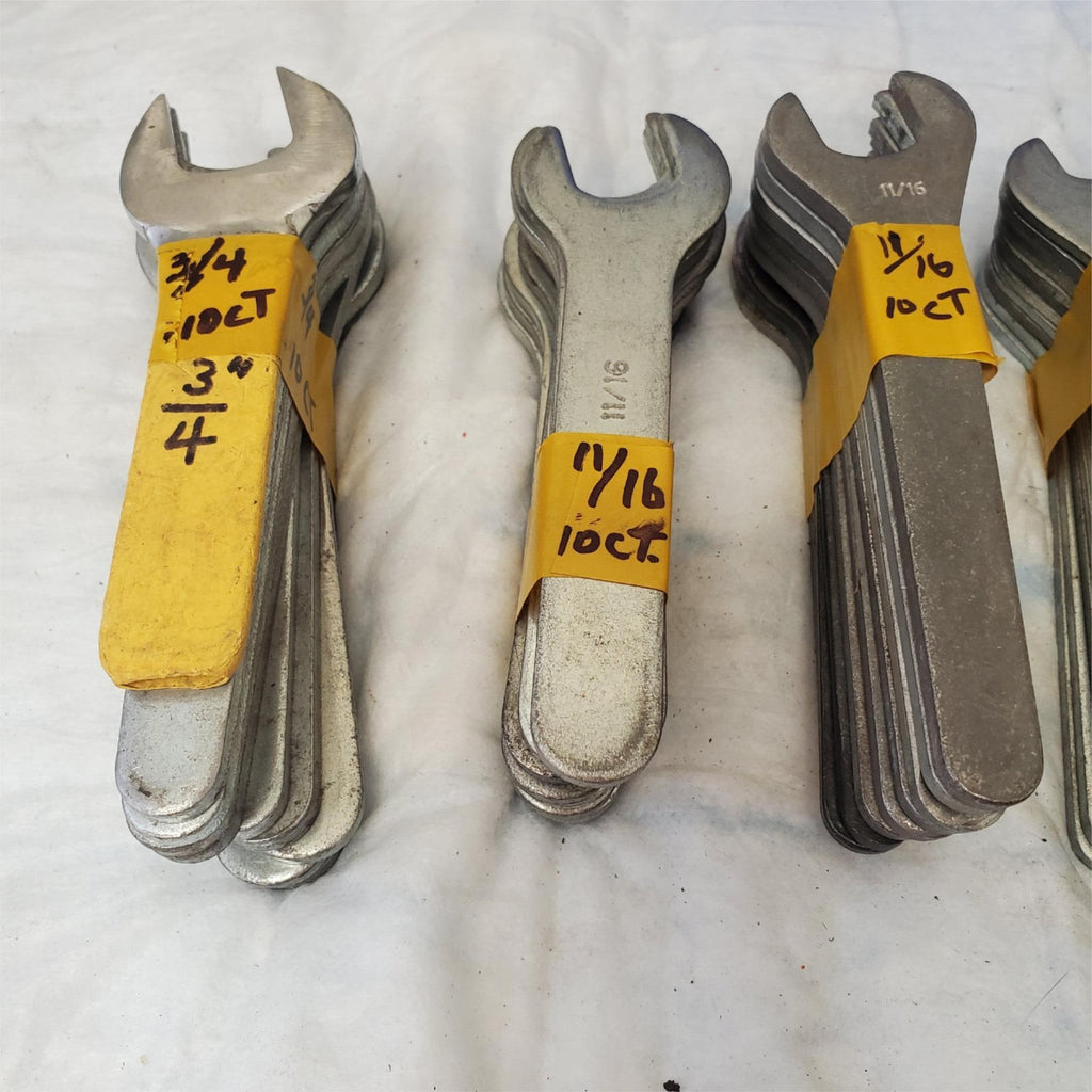 Lot of Combination Wrenches & Key Set in Different Sizes Lot 111