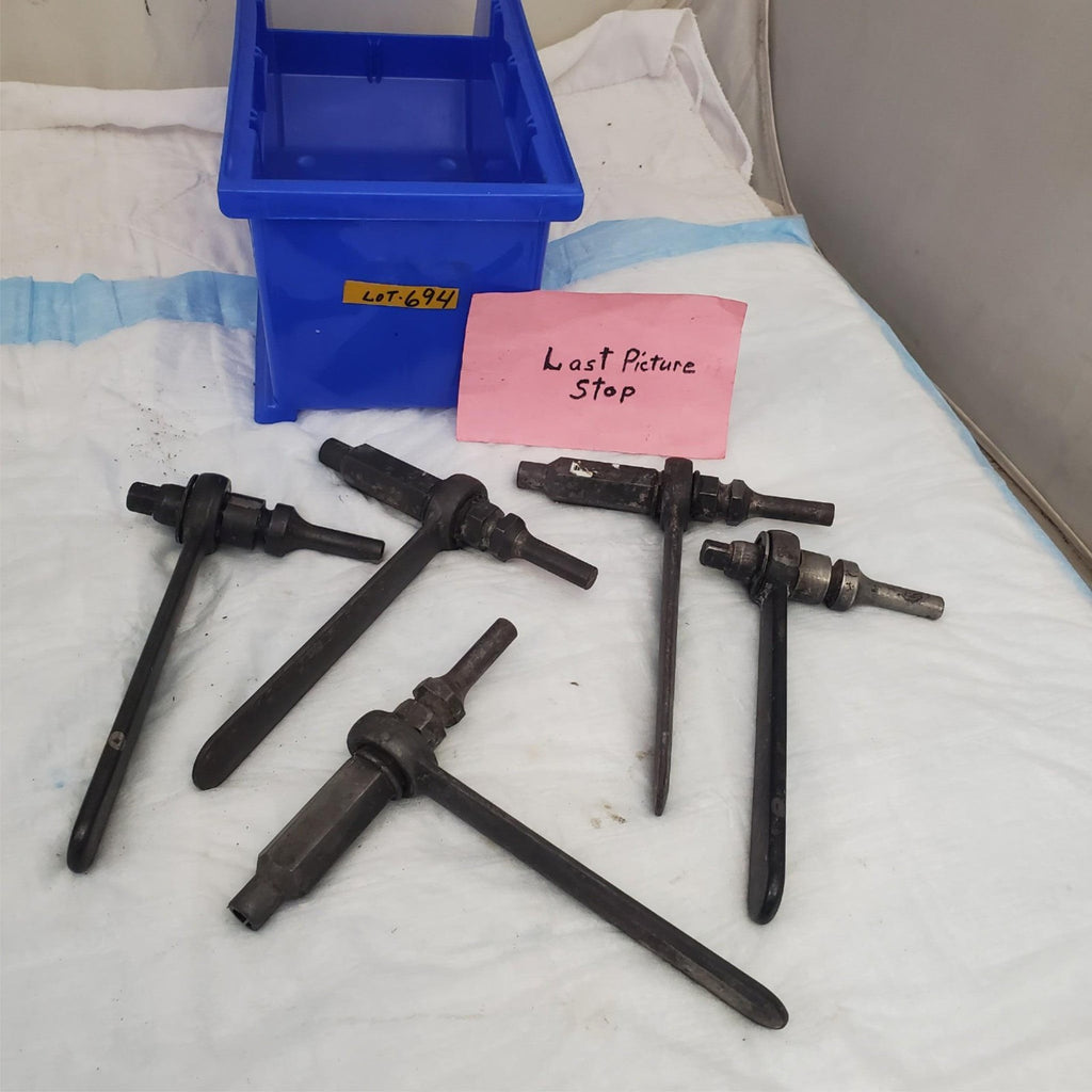 Lot of 5 Assorted Screw Removal Impact Tool LOT-694
