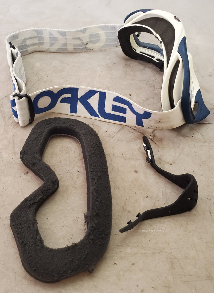 Oakley O Frame 2.0 Pro MX Motocross Goggle Clear Lens Off Road Needs Foam