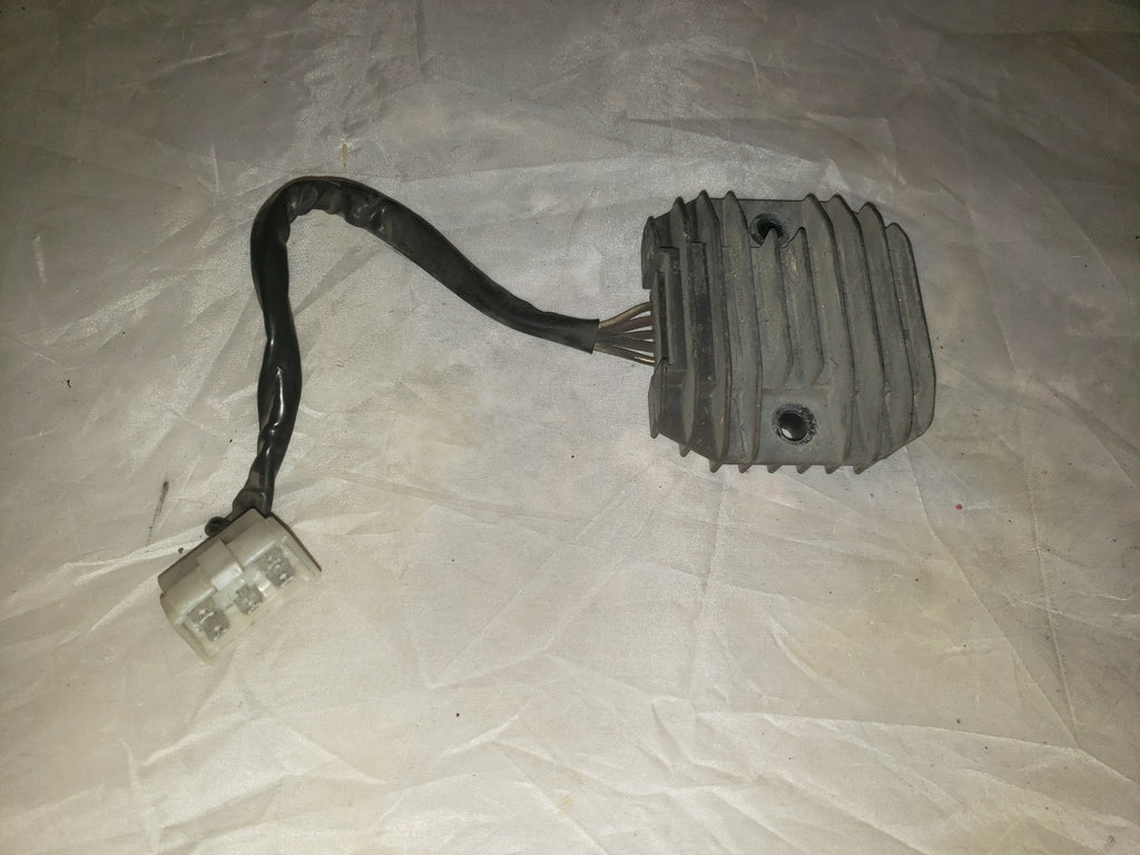 2000 Yamaha Royal Star Right Voltage Regulator