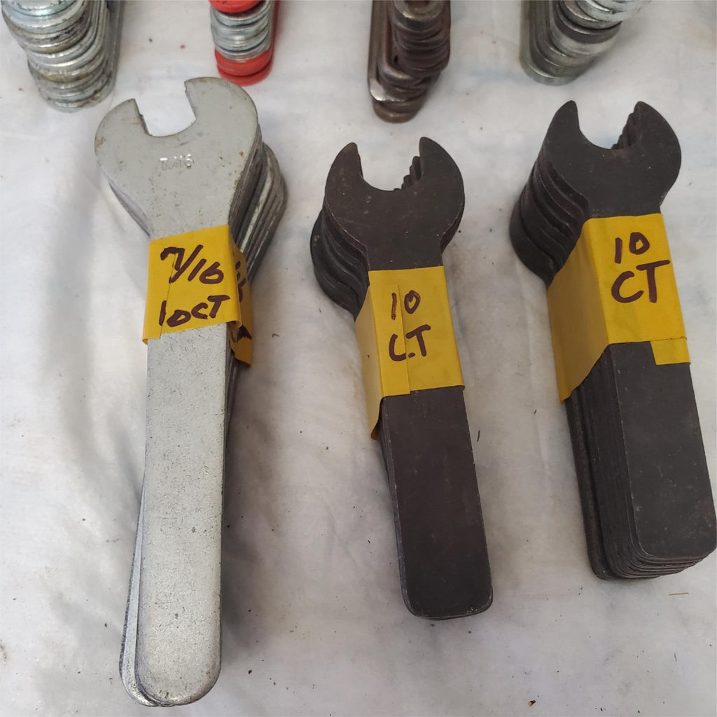 Lot of Combination Wrenches & Key Set in Different Sizes Lot 114