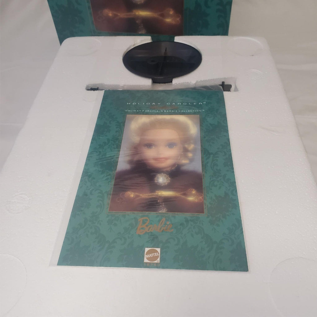Barbie 1996 - Holiday Caroler Doll - Porcelain Barbie Collection