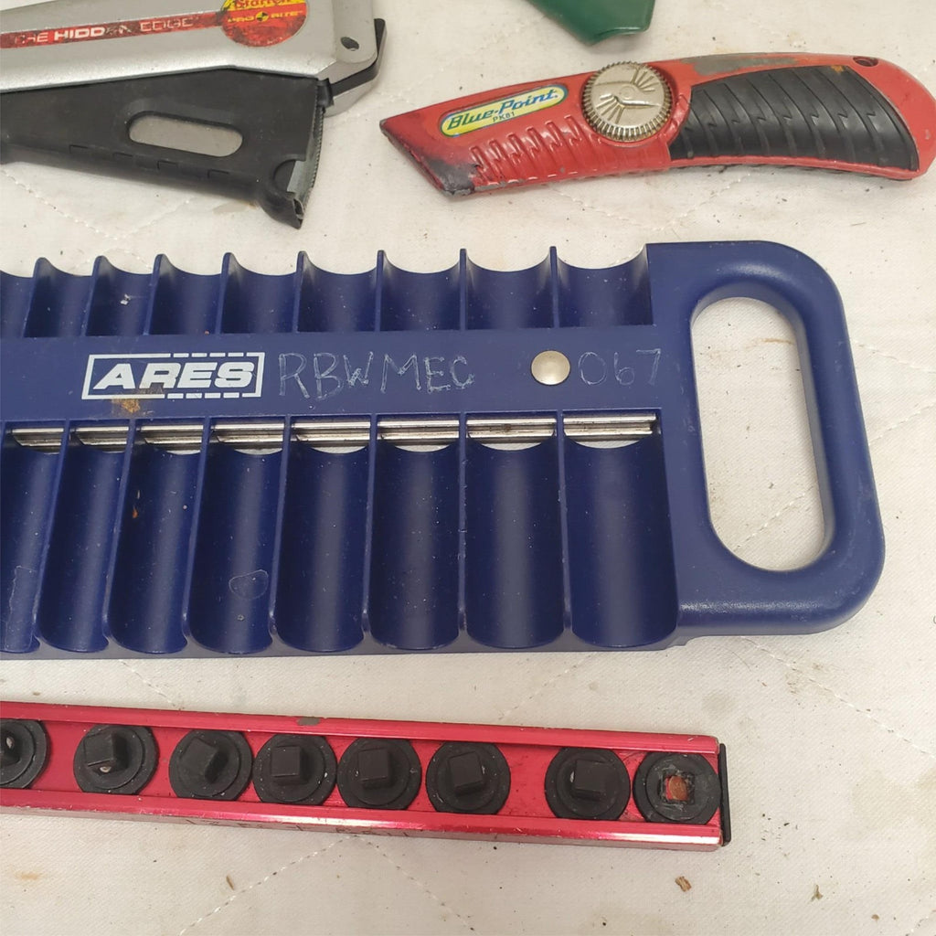 ARES Socket Organizer Tray Magnetic Socket Holder with Utility Knives LOT-421