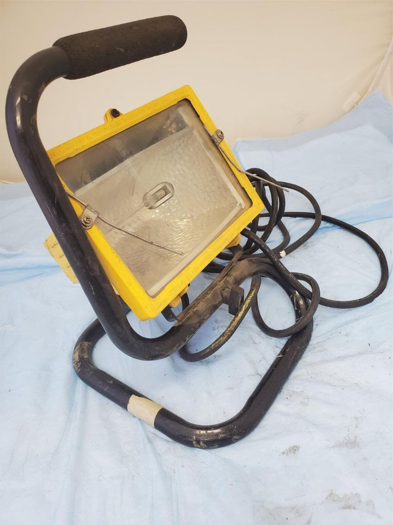 Designer's Edge Portable Halogen Work Light With Switch Orange 500 Watt L33