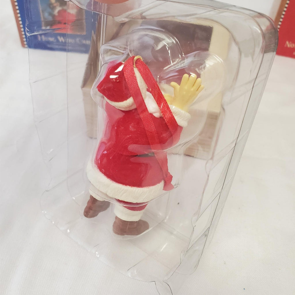 Set of 4 Hallmark Keepsake Ornament 2001 “Twas The Night Before Christmas” 