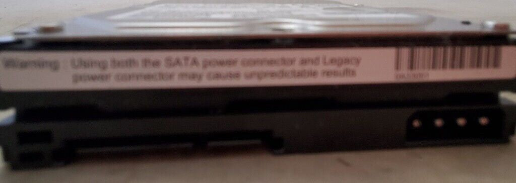 Hitachi Deskstar 250GB 7200RPM 8MB Cache SATA 3.5 Hard Disk Drive HDT722525DLA38