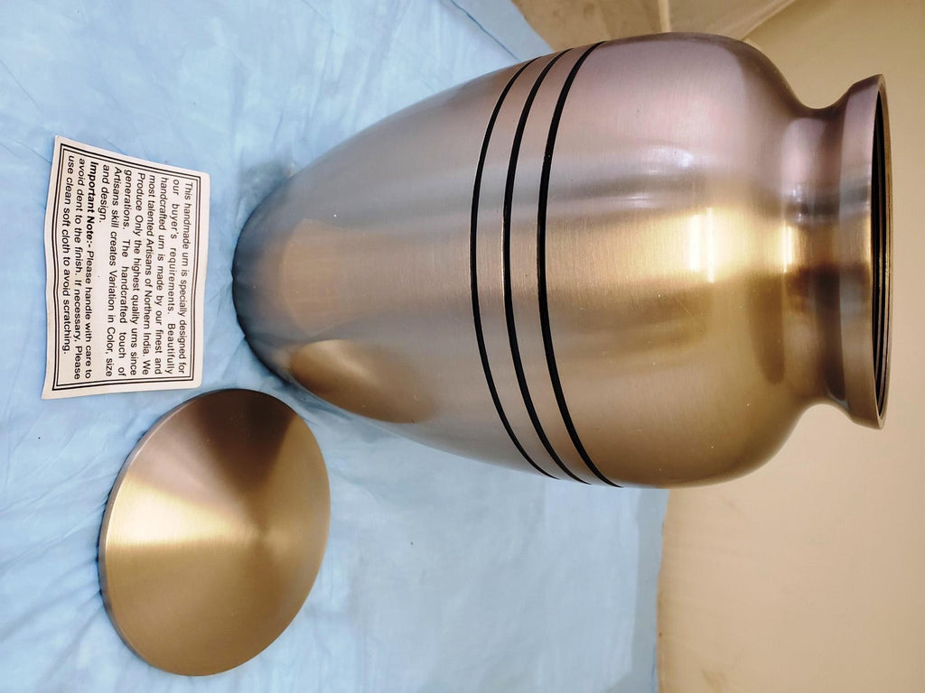 Modern Beautiful Design Handcrafted Urn for Human Ashes BA-693