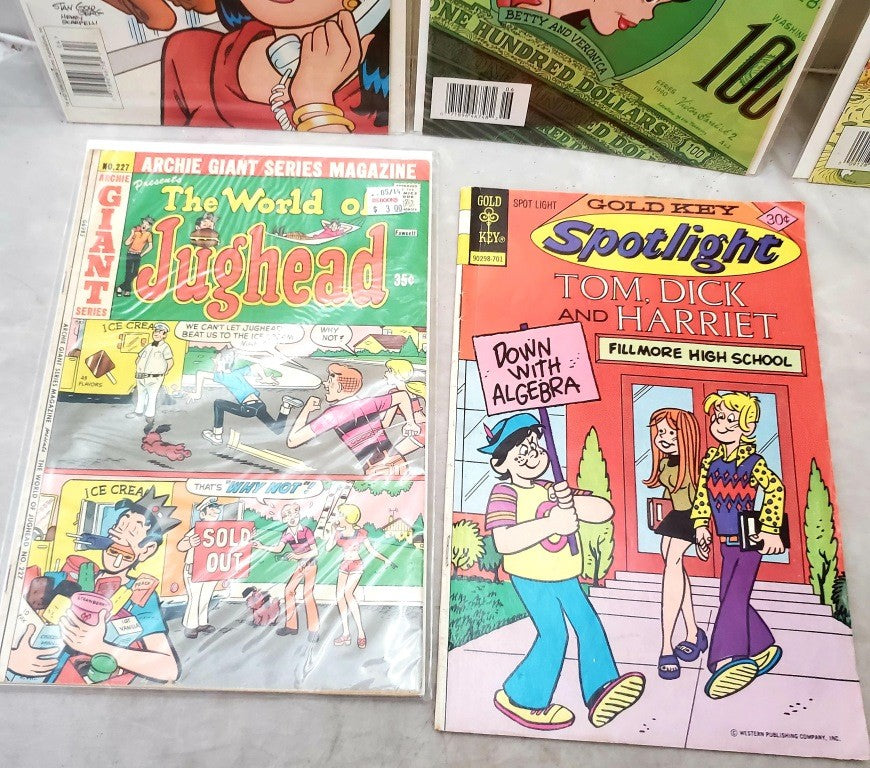 Archie Giant Series Magazine The World of Jughead Archie Comics Veronica & More