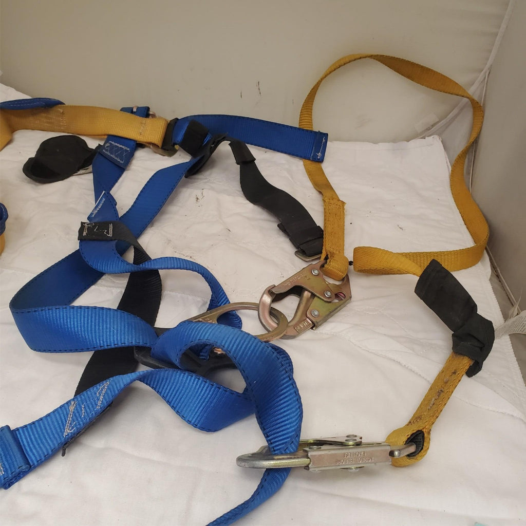 Werner Model C111106 Litefit Plus Construction Harness ML/MG  