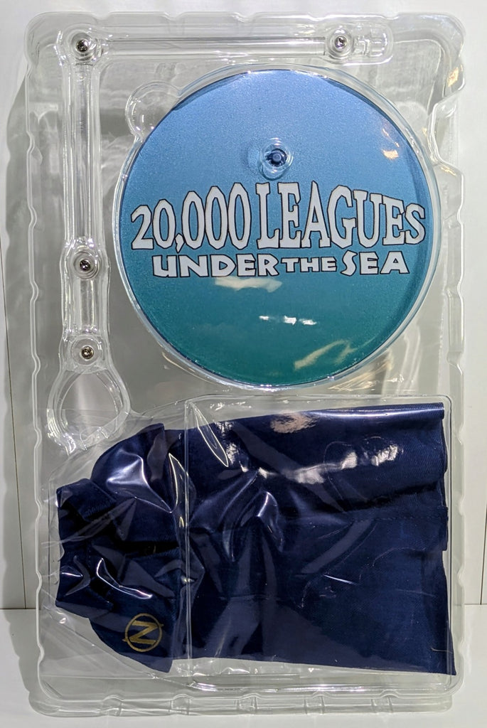 Mezco One:12 Collective 20,000 Leagues Under the Sea – Captain Nemo – Complete 