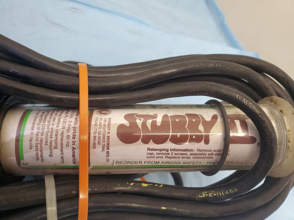 Used General Inc Stubby II 13 Watt Fluorescent Light