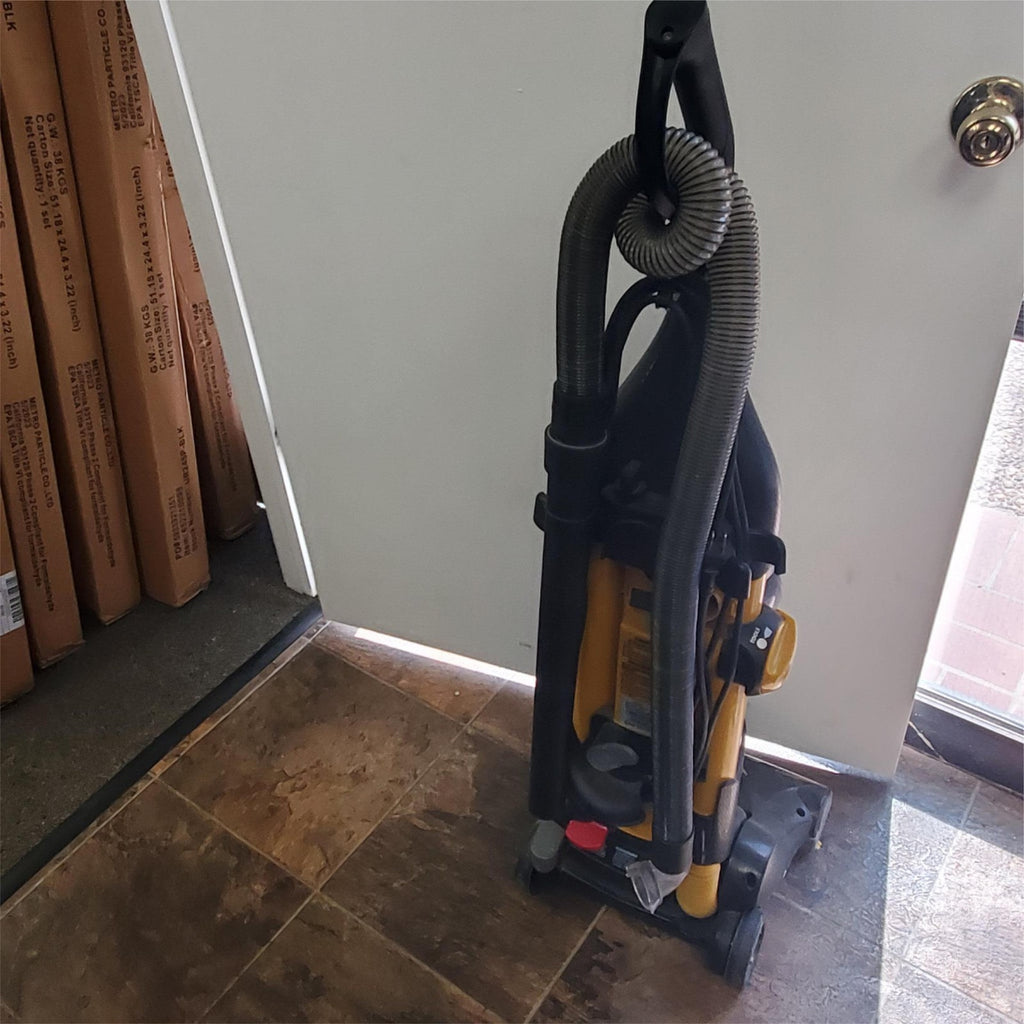 Eureka AS1900 DC17,DC25 Dual Motor Upright Vacuum Cleaner Batter Than Dyson