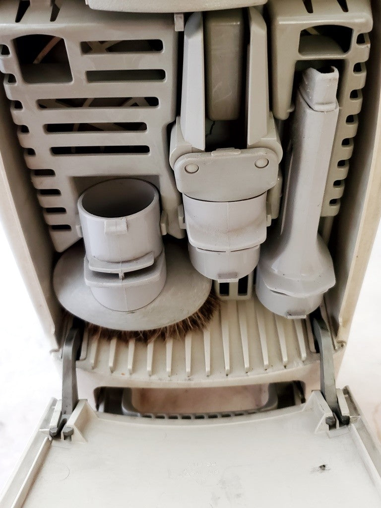 Electrolux Guardian Epic Series 8000 Vacuum Cleaner C133A