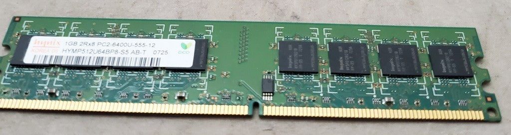 One Used Hynix 1GB 2Rx8 PC2-6400U-555-12 Korea 05 HYMP512U64BP8-S5- AB-T