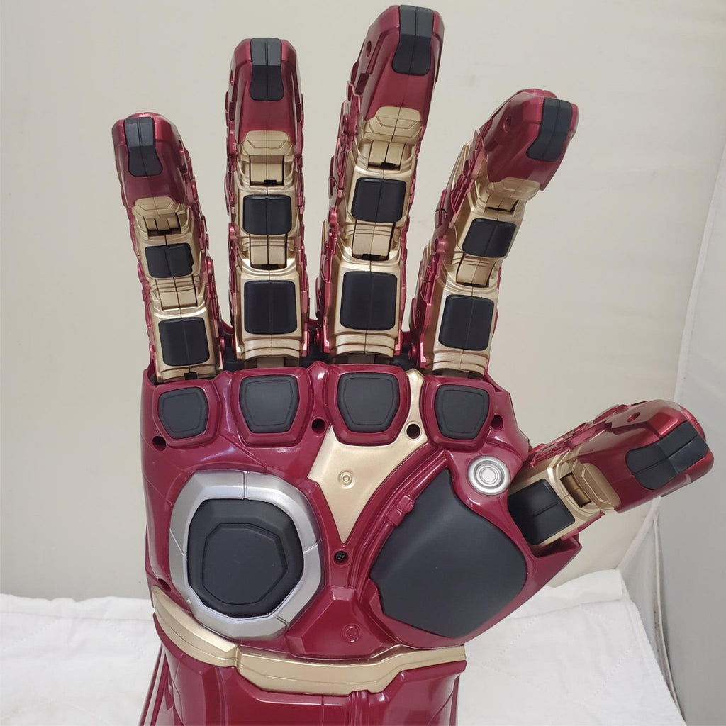 Marvel Legends Endgame Power Gauntlet Electronic Articulated Fist Replica