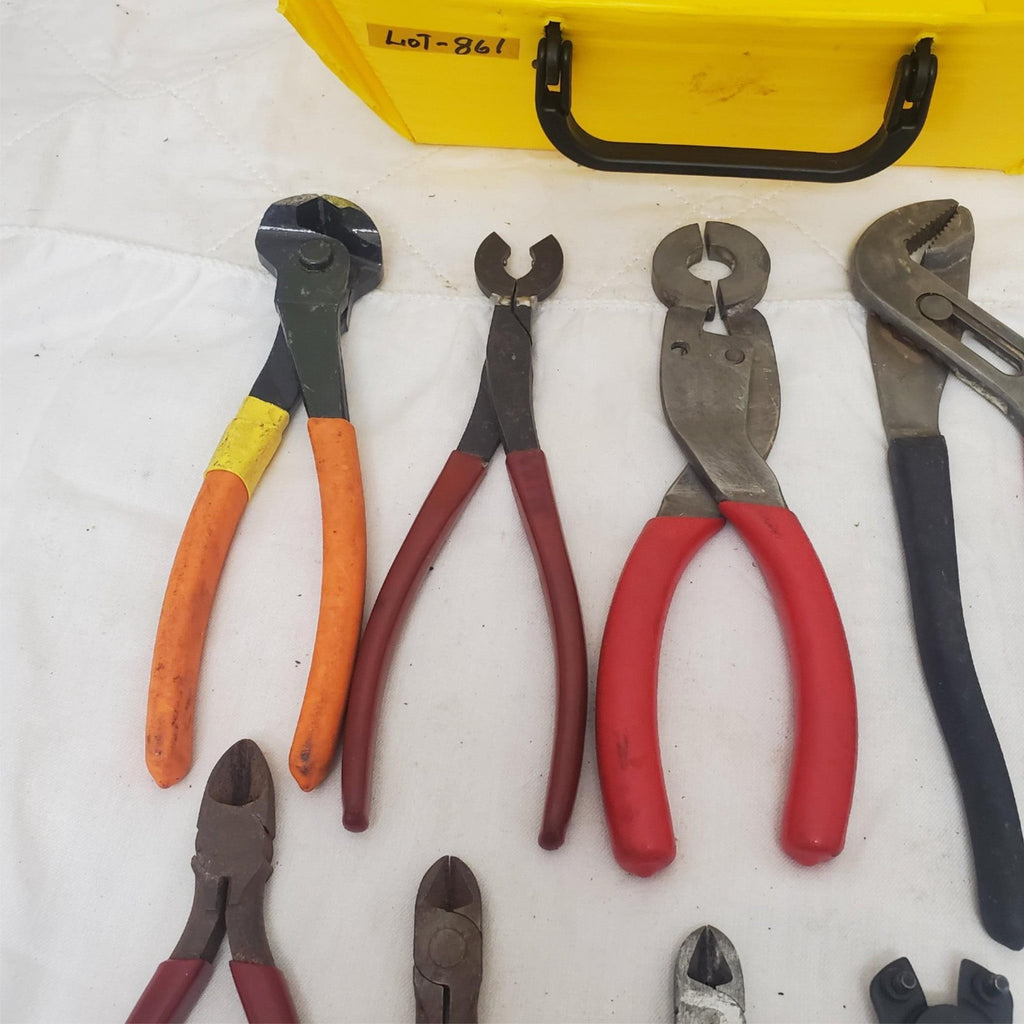 Lot of 11 Assorted Pliers Set Hand Tools for Gripping Cutting & Bending LOT-861