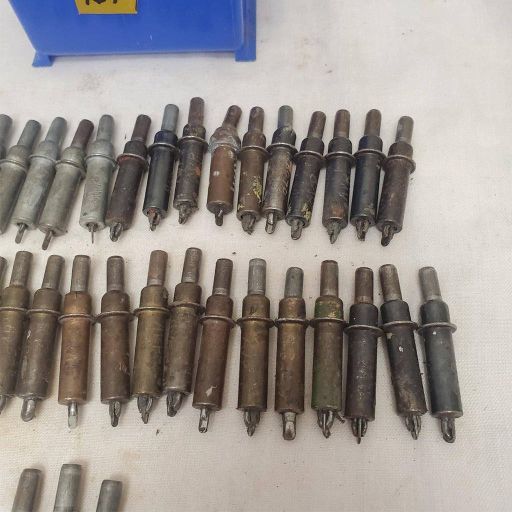 Lot of Assorted Wedgelock Cleco Cylindrical Draw Body Fastener LOT-167