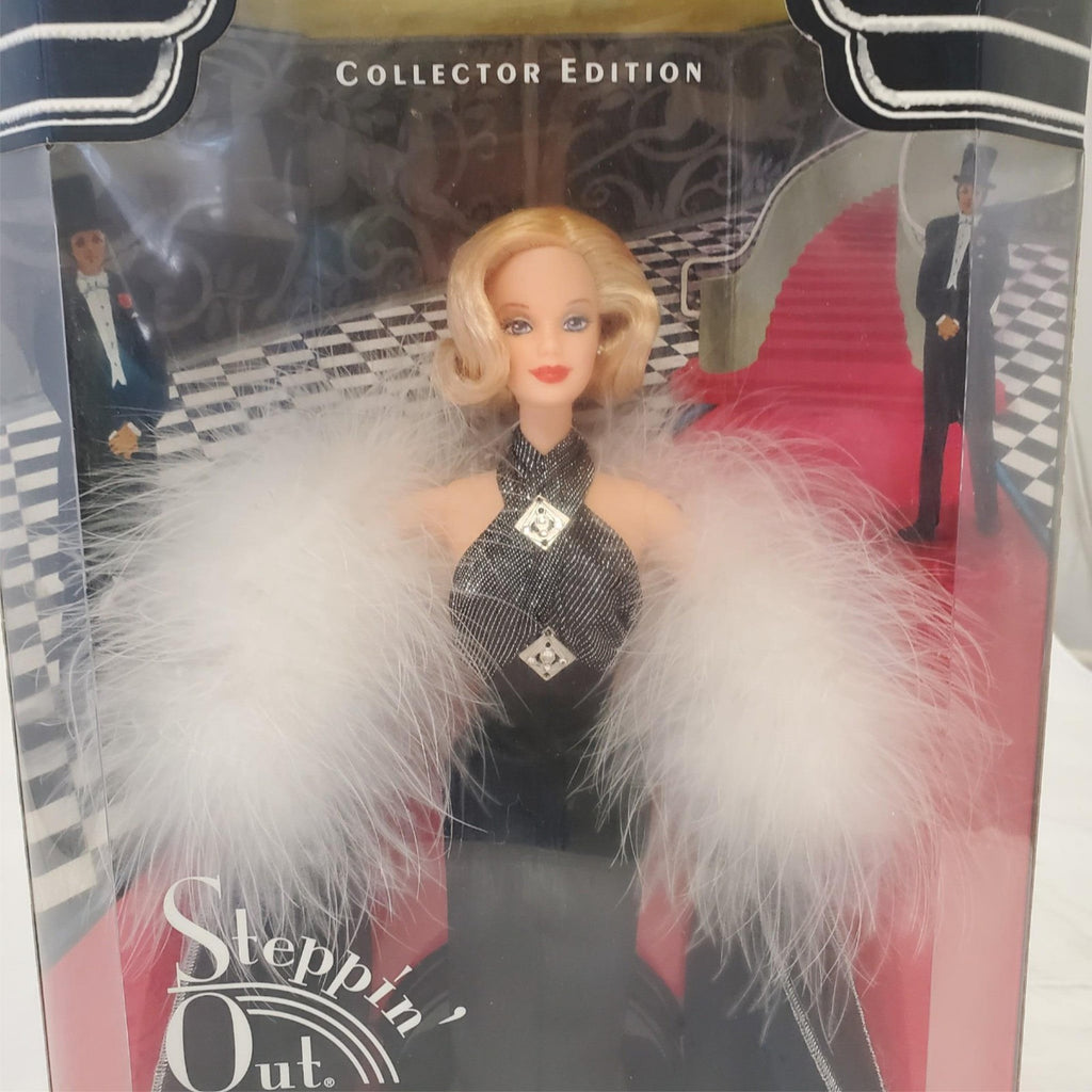 Barbie 1998 - Steppin' Out Barbie Doll Collector Edition