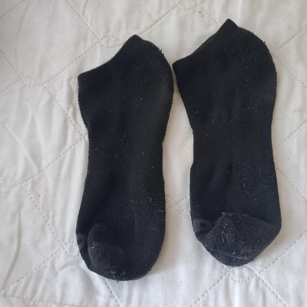 Lot of Assorted Multi Brand T-shirt, Jeans, Shorts & Socks Set