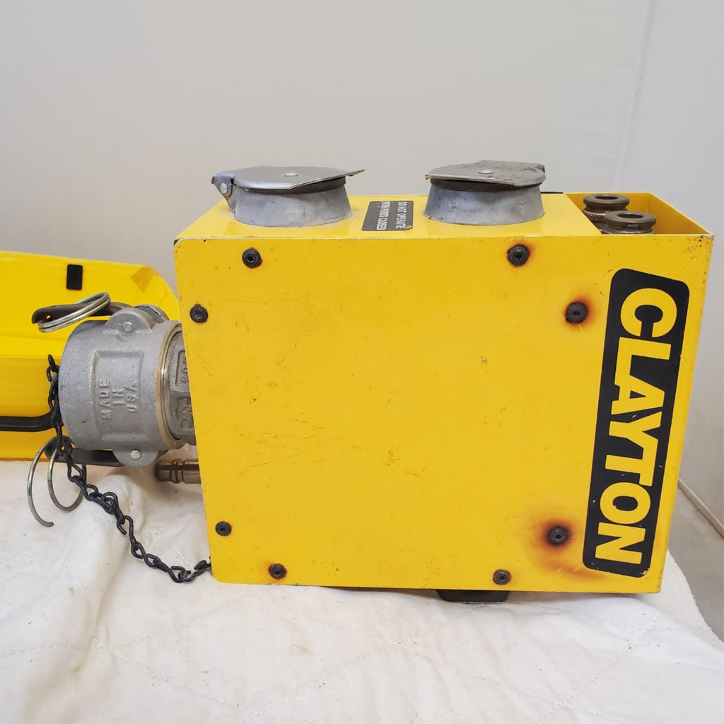 Clayton 3 Port Distribution Module for Electric DustMaster Vacuum LOT-670