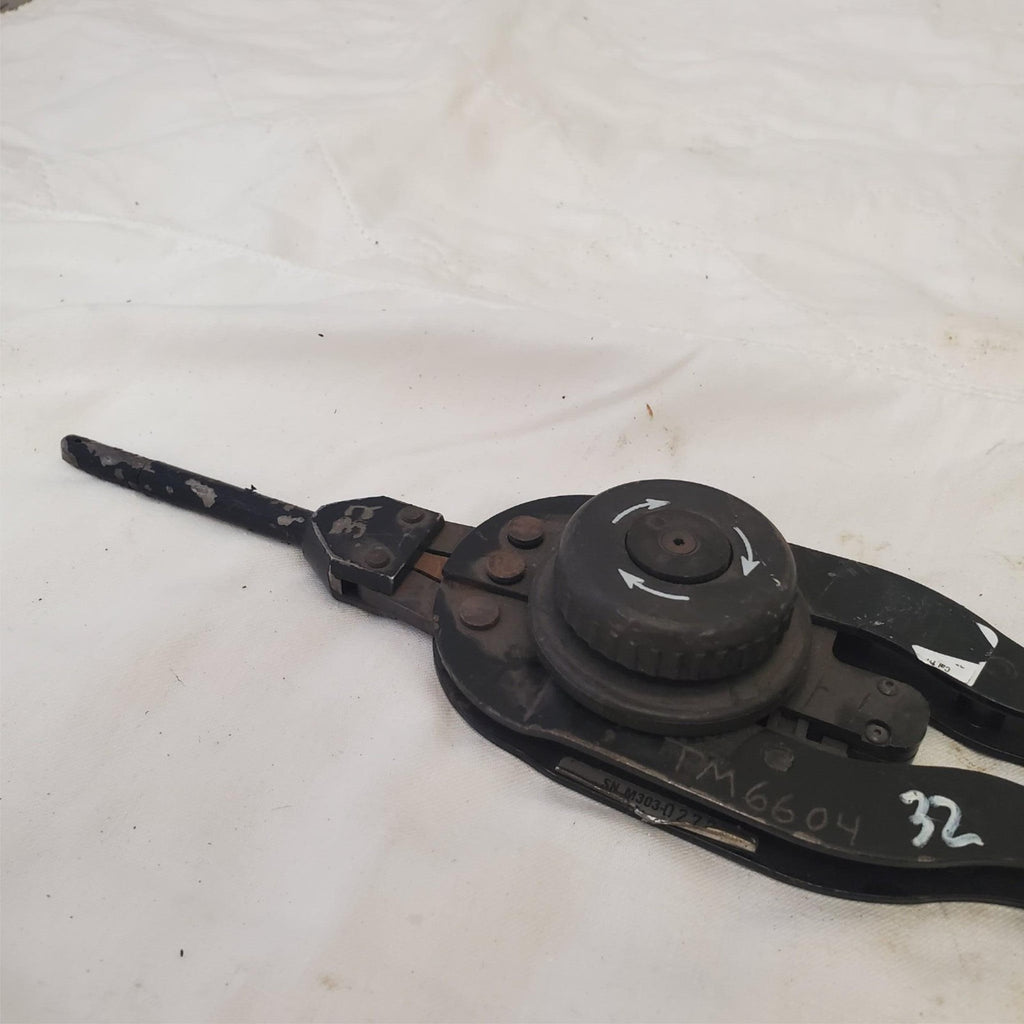 Bergen Cable Technology Ratcheting Crimping Tool Blue Handle