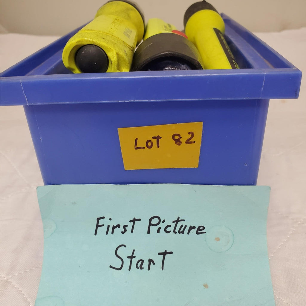 Lot of 11 Streamlight Flashlight LED LOT-82