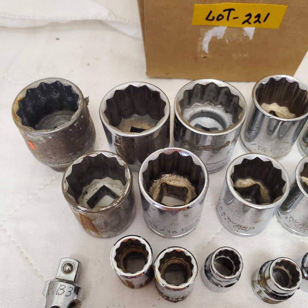 Lot of 29 Assorted Mixed Drive Impact Sockets LOT-221