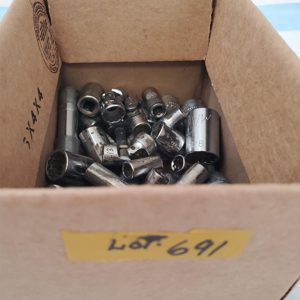Large Lot of Assorted Mixed Drive Impact Sockets LOT-691