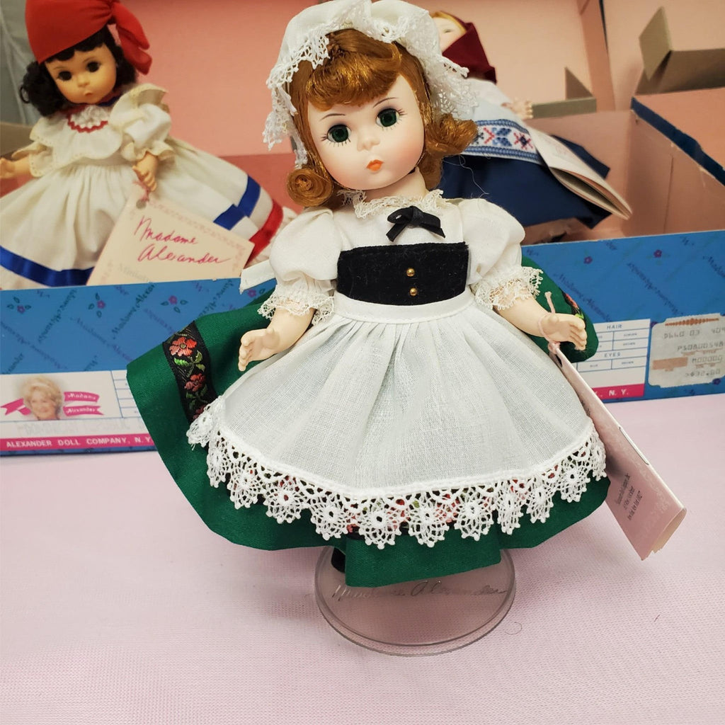 Set Of 5 Vintage Madame Alexander Miniature Showcase Dolls