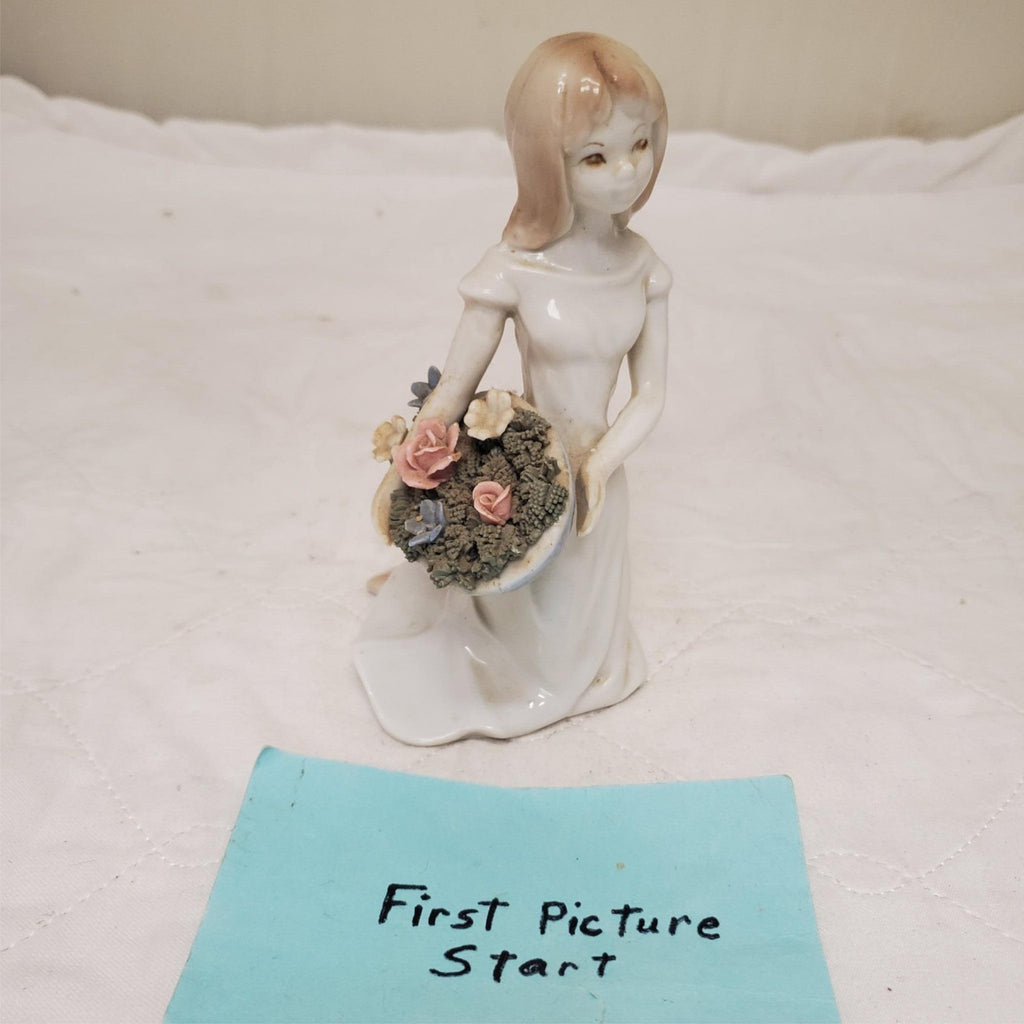Vintage Llardo Girl Kneeling With Flowers Basket Porcelain Figurine
