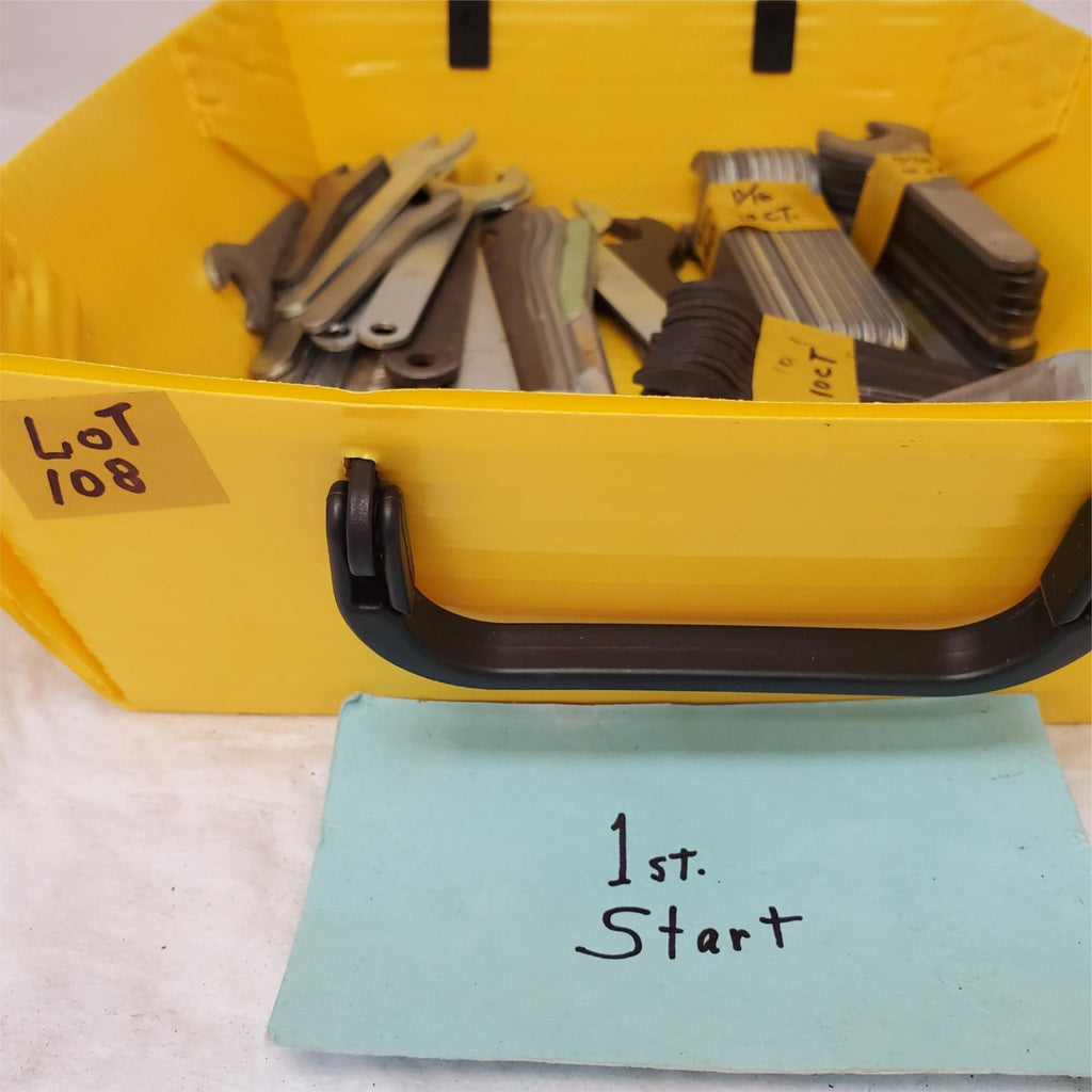 Combination Wrenches & Key Set in Different Sizes Lot 108