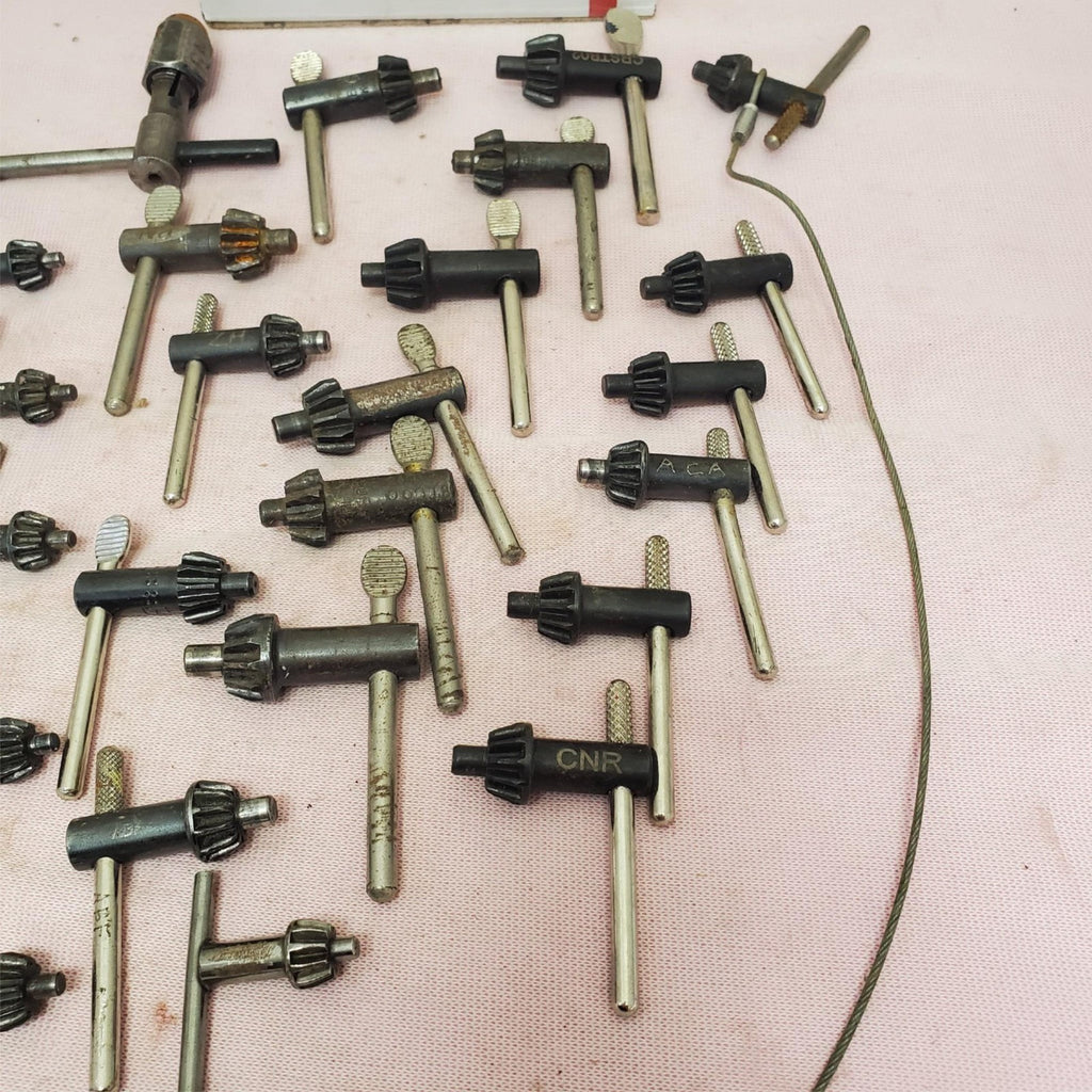 Lot of Assorted Drill Chuck Keys Set LOT-934