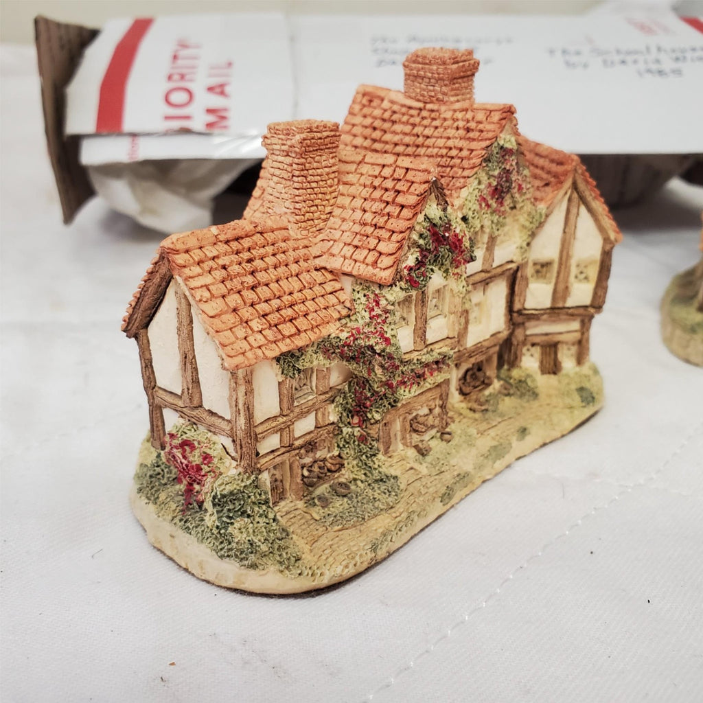 David Winter's Cottages The Schoolhouse 1985 & The Apothecary’s Shop 1985