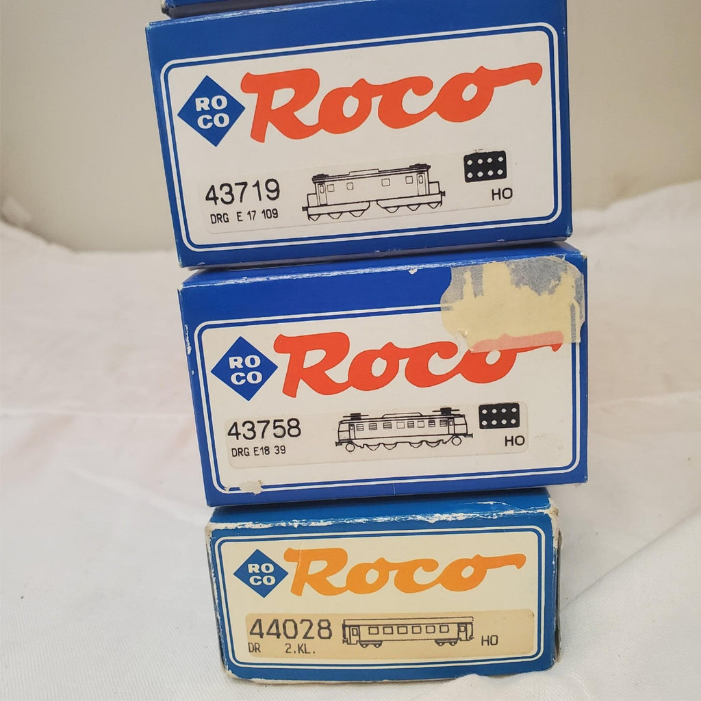 Roco International HO 04126, 43375, 43719, 43758, & 44028 Train Set