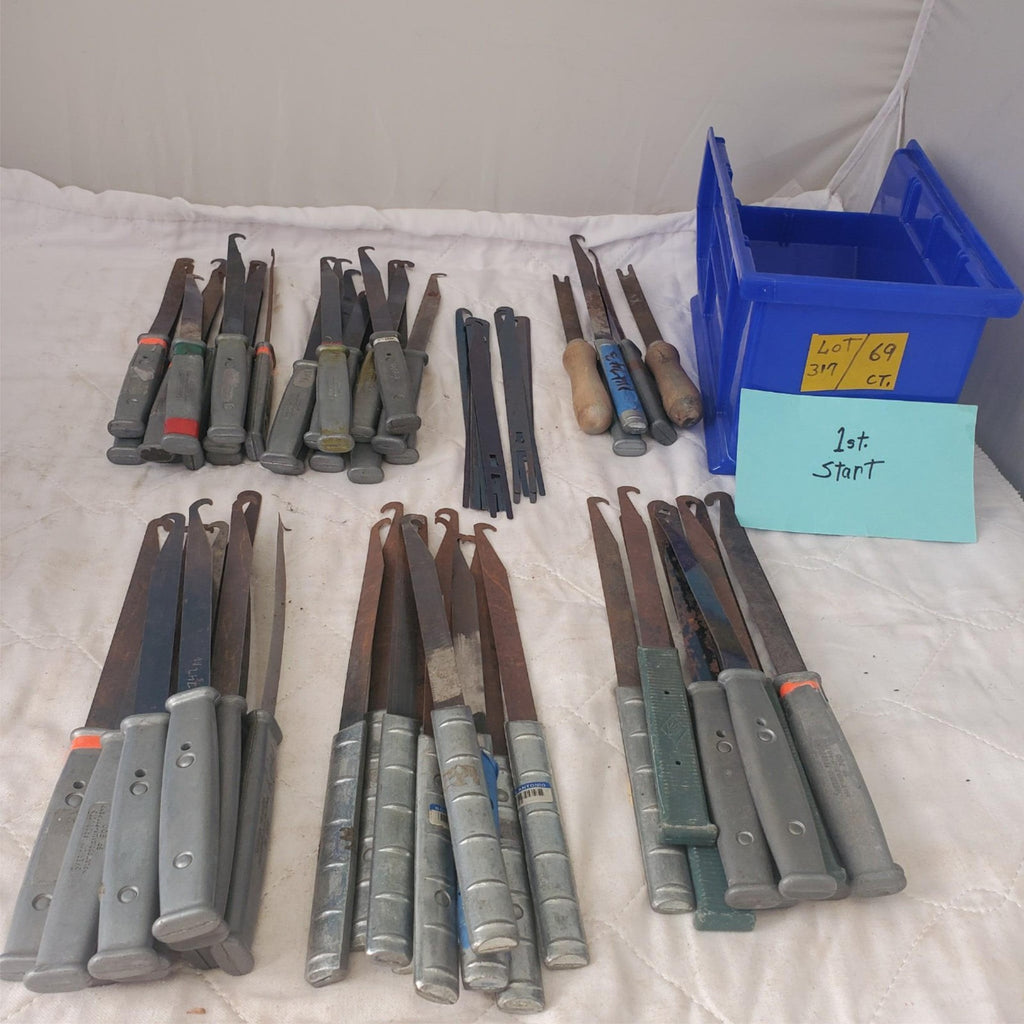 Lot of 69 Sheridan Assorted Brands Chip Chaser Deburring Aircraft Tool LOT-317