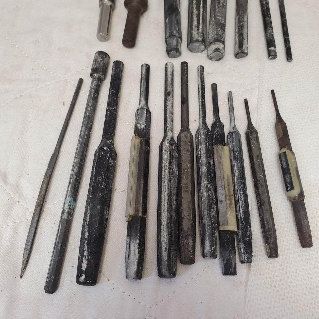 Lot of 19 Assorted Mixed Pin Punches & Chisels Set Hand Tools LOT-895