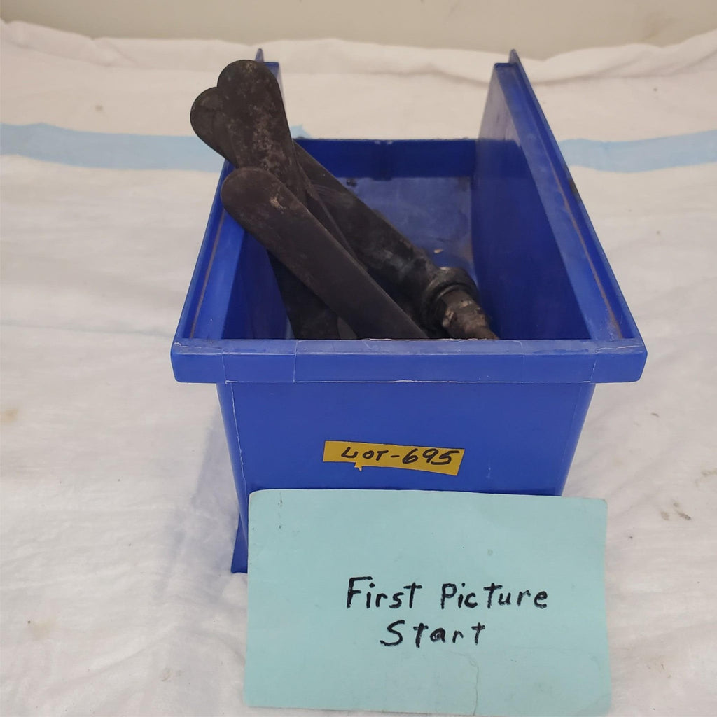 Lot of 4 Assorted Screw Removal Impact Tool LOT-695