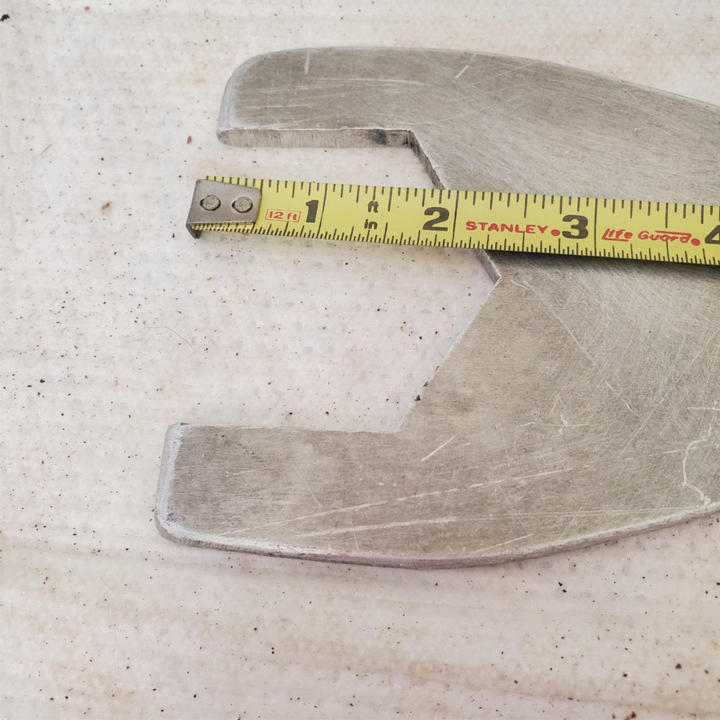2.25 Inch Thin Metal Spanner Wrench LOT-571