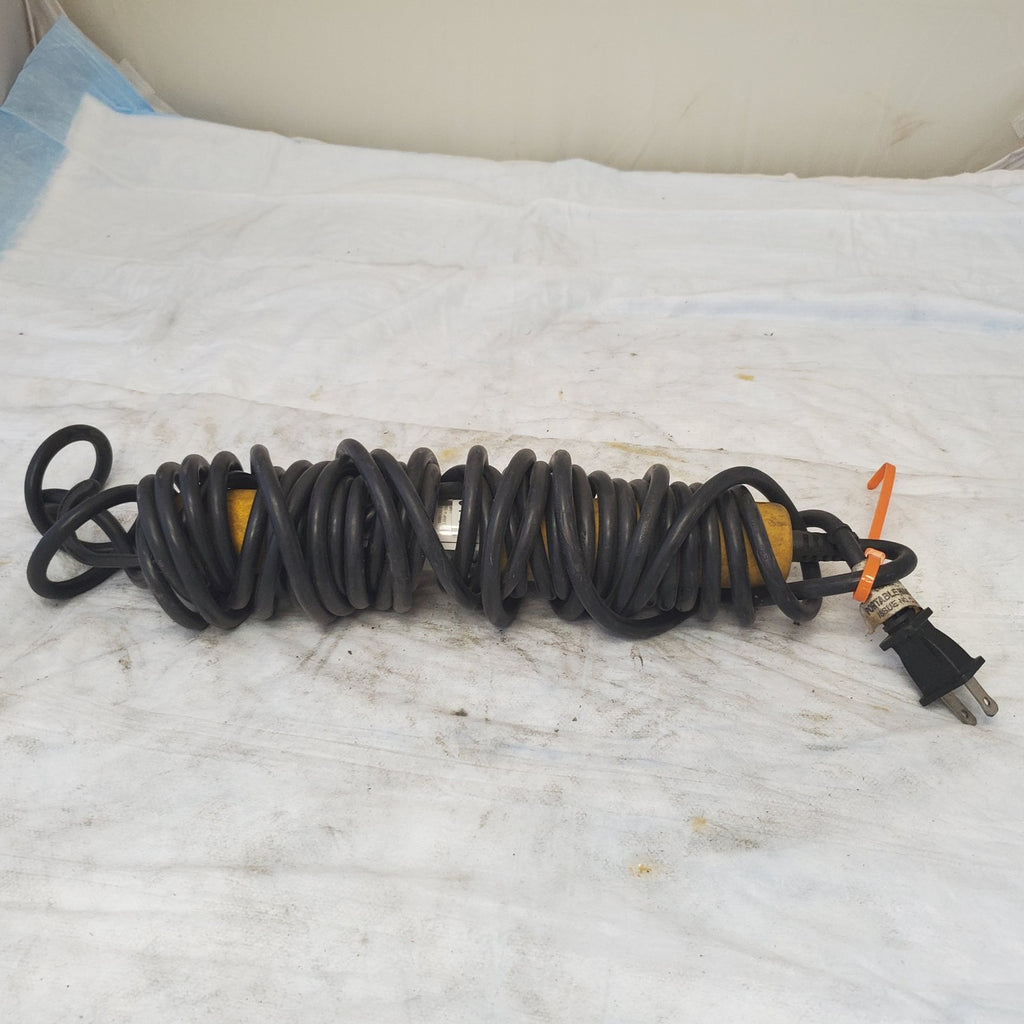 General Manufacturing 13 Watt Stubby II Fluorescent Light