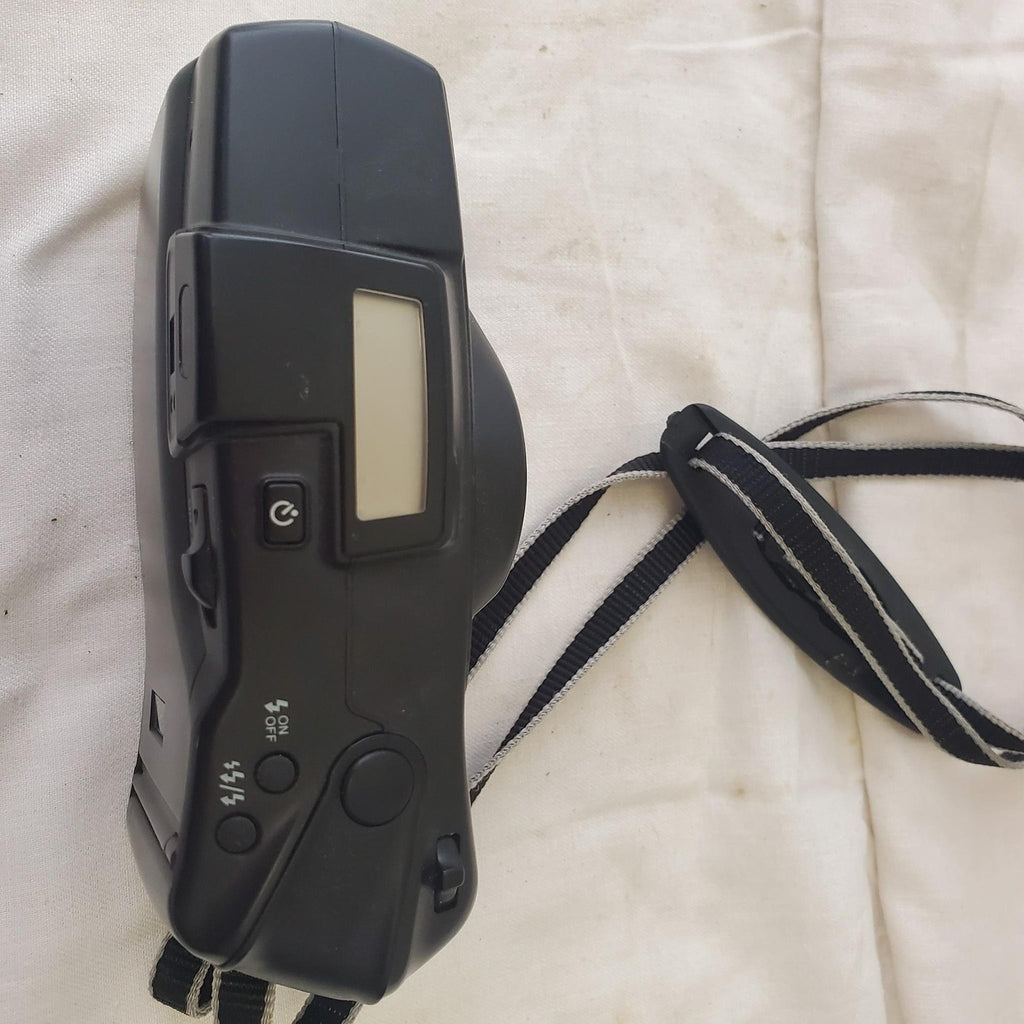 Minolta Freedom Zoom 90C Point & Shoot 35mm Film Camera 38-90mm