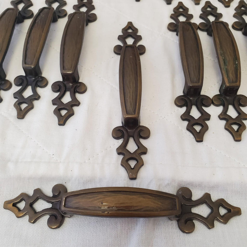 Lot of 23 Vintage Bronze Amerock Carriage Cabinet Drawer Pulls Handle #6