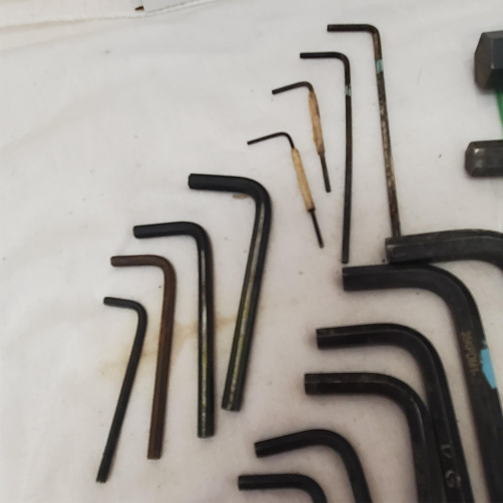 Lot of 17 Allen Arm Hex Key Set Standard Wrenches LOT-877