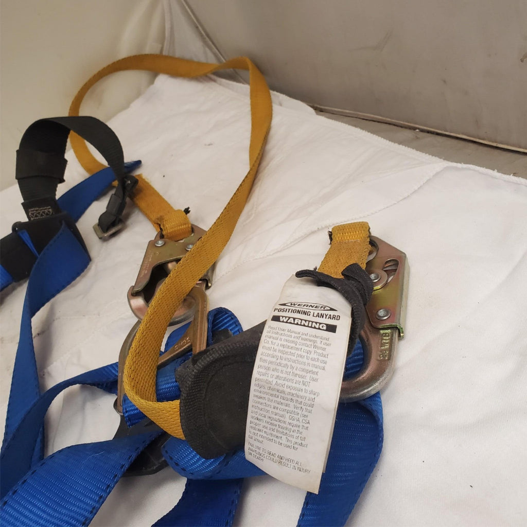 Werner Model C111106 Litefit Plus Construction Harness ML/MG  