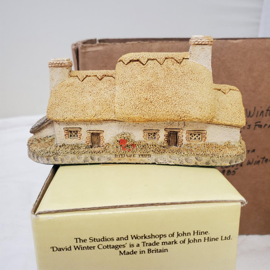 David Winter's The Windmill & Yeomans Farm House Handmade & Hand Painted
